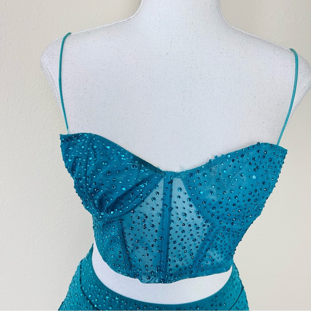 Oh Polly ‘Own The Night’ Emerald Rhinestone Corset Top & Mini Skirt Set - Picture 5 of 16